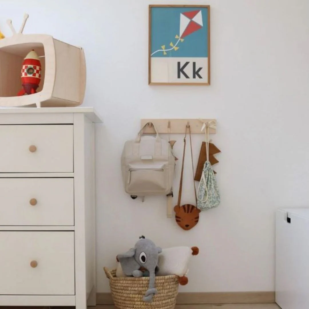 K is for Kite - Image 2
