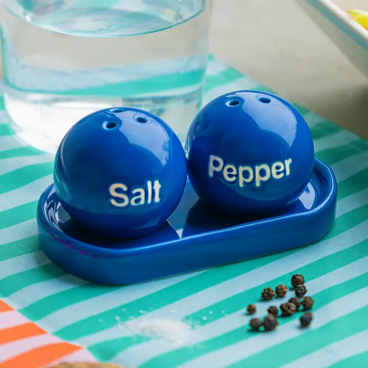 Ping Pong Salt and Pepper Set Blue - Image 3