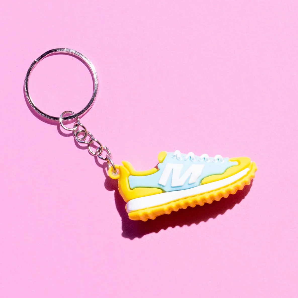 Sneaker keychain bag charm - Image 3