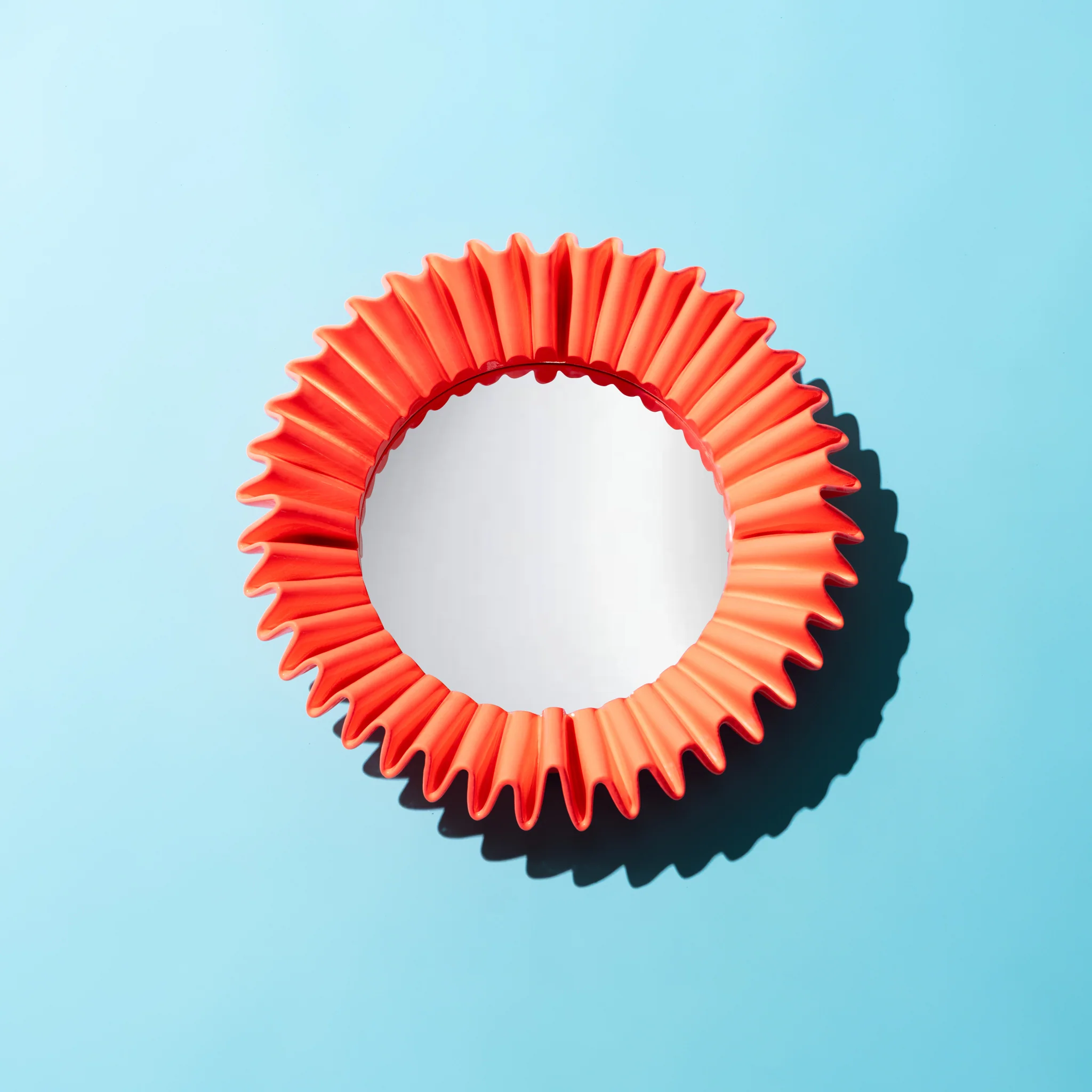 The Plaza crinkle mirror - Hot orange gloss - Image 2